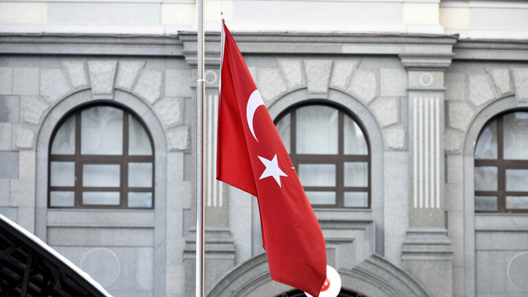 تركيا تستدعي سفيرها في تل ابيب