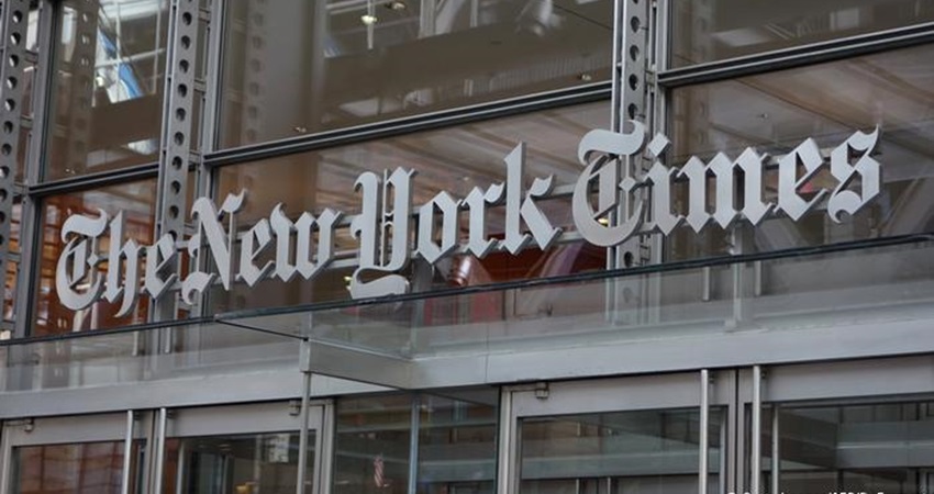 نيويورك تايمز تنهي عمل صحفية بسبب الاحتلال الإسرائيلي