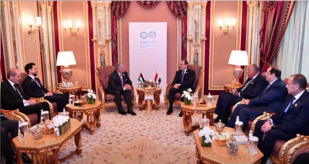 الملك والرئيس المصري يؤكدان ضرورة فرض هدنة إنسانية مستدامة في غزة