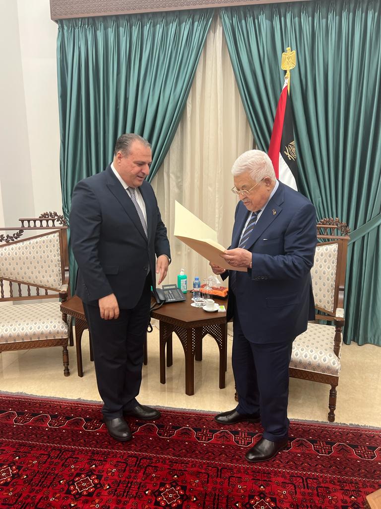 السفير البدور ينقل رسالة ملكية للرئيس عباس