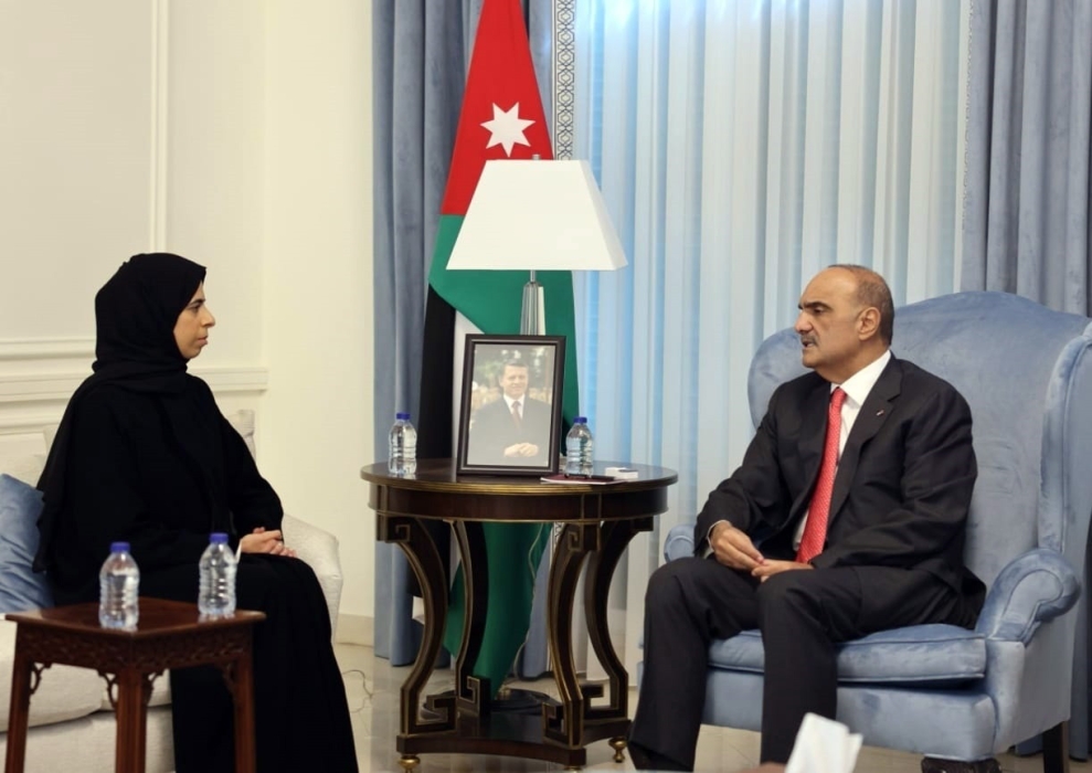 الخصاونة ووزيرة التَّعاون الدَّولي القطريَّة يؤكِّدان أهميَّة إيصال المساعدات الإنسانيَّة بشكل عاجل ومستدام للأشقَّاء الفلسطينيين