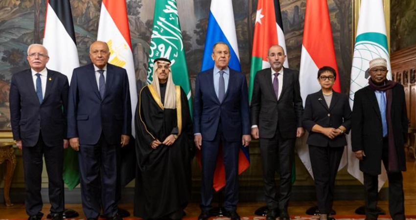 اللجنة الوزارية العربية الإسلامية المشتركة تلتقي وزير خارجية روسيا
