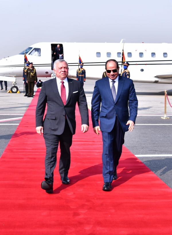 عاجل | الملك يغادر إلى القاهرة