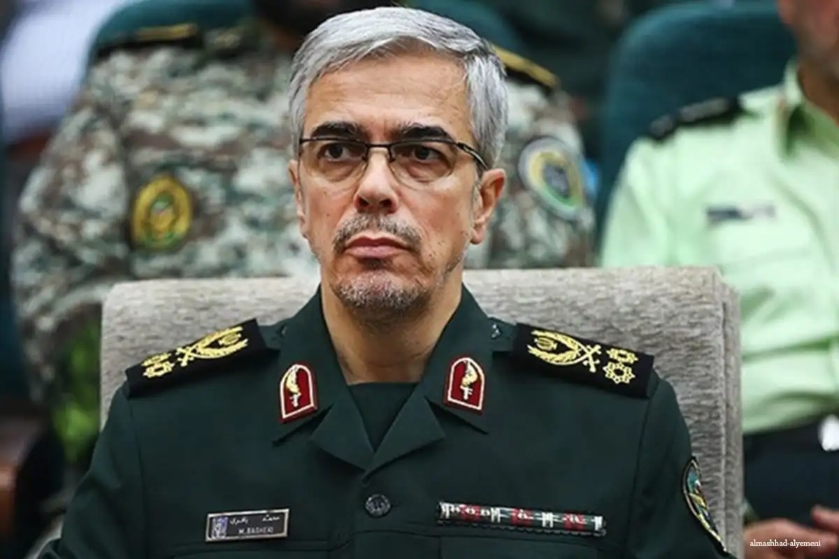 رئيس الأركان الإيرانية يصل إلى العراق لبحث تطوير العلاقات العسكرية بين طهران وبغداد