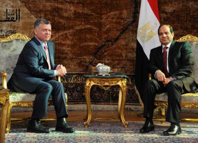 الملك يجري اتصالا هاتفيا مع الرئيس المصري
