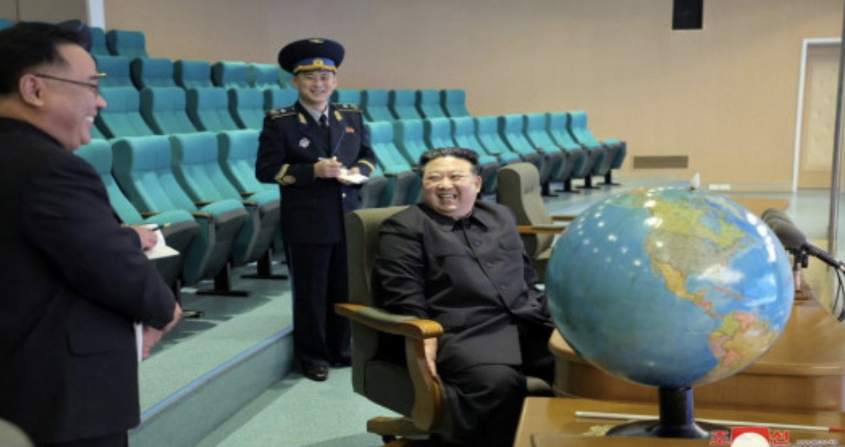 زعيم كوريا الشمالية يأمر الجيش بتسريع الاستعدادات للحرب