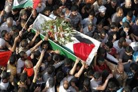شهيدان في رام الله ونابلس واعتقال 25 فلسطينيا واقتحام محلات صرافة بالضفة الغربية