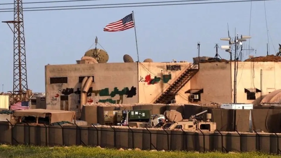المقاومة العراقية تعلن استهداف قاعدة الاحتلال الأميركي بحقل كونيكو شمالي سوريا