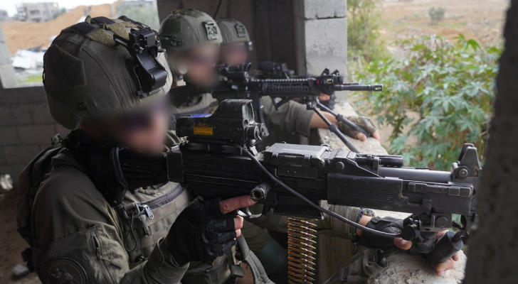 جيش الاحتلال يعلن ضم لواء المظليين للقتال بغزة