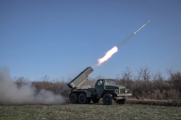 أوكرانيا: الروس أطلقوا 158 سلاحًا جويًا في هجومهم الجمعة