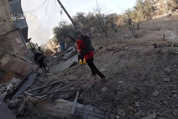 عاجل |  القسام  نفوق 10 جنود صهاينة من مسافة صفر في كمين شرقي غزة