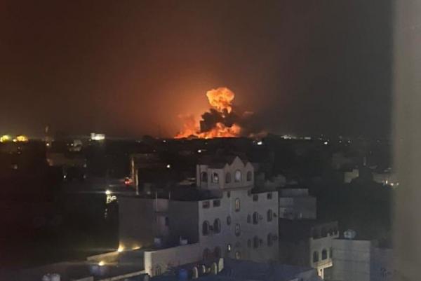 غارات أمريكية بريطانية تستهدف الحديدة في اليمن