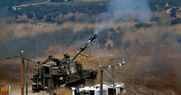 حزب الله وإسرائيل يتبادلان القصف بجنوب لبنان