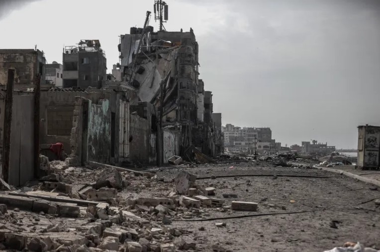 مفاقماً الأزمة الإنسانية.. الاحتلال يكرر قطع الاتصالات والإنترنت عن غزة