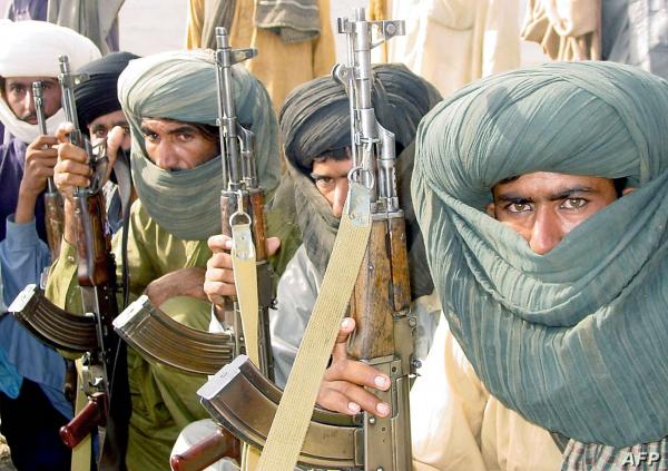 ما قصة جيش تحرير بلوشستان في نزاع باكستان وإيران؟