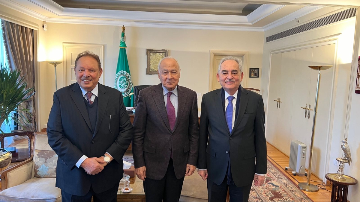 مجموعة السلام العربي تلتقي الأمين العام لجامعة الدول العربية