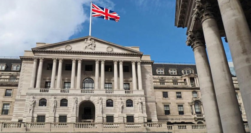 الخزانة البريطانية تفقد 14 مليار دولار بسبب ضريبة القيمة المضافة