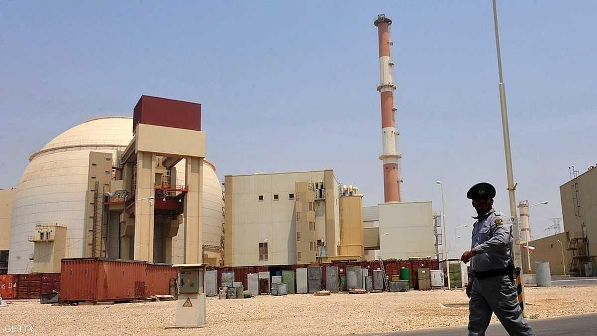 إيران تبدأ بناء مفاعل نووي جديد