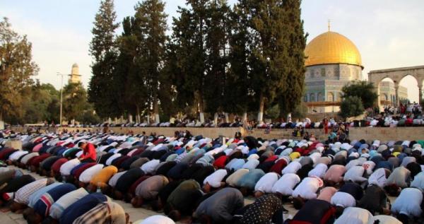20 ألف مصل أدوا صلاة الجمعة بالمسجد الأقصى المبارك