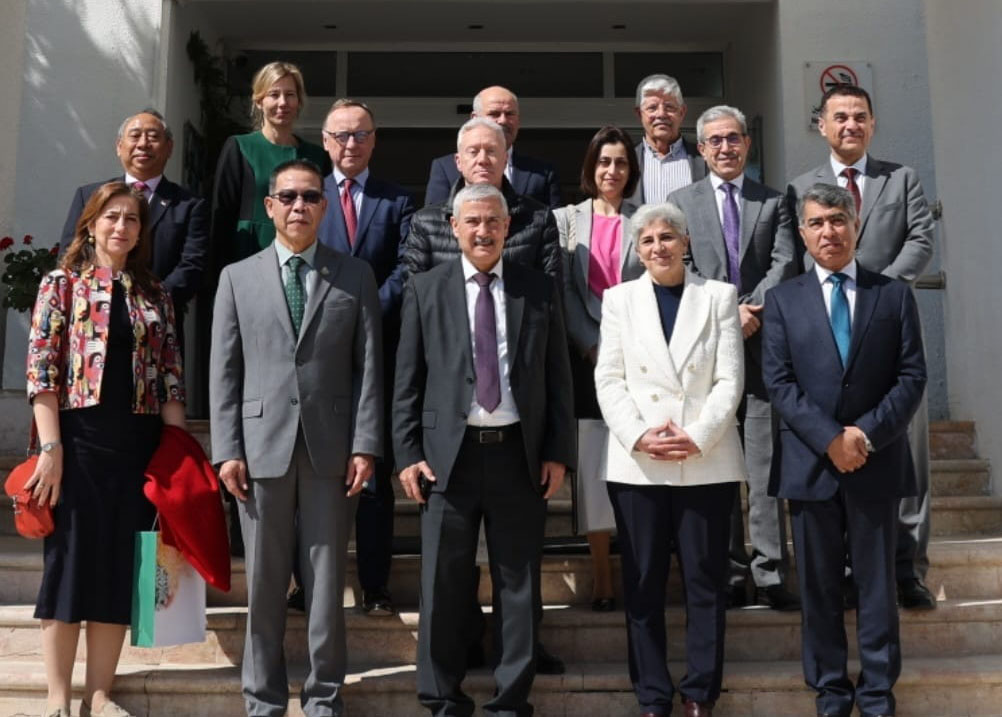 عدد من السفراء يزورون المجلس الأعلى للعلوم والتكنولوجيا