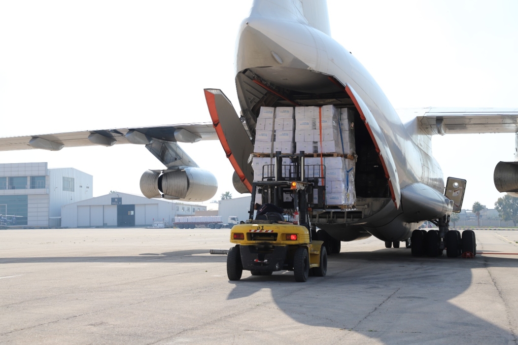 الأردن يرسل طائرتين محملتين ب 40 طناً من المواد الصحية إلى غزة