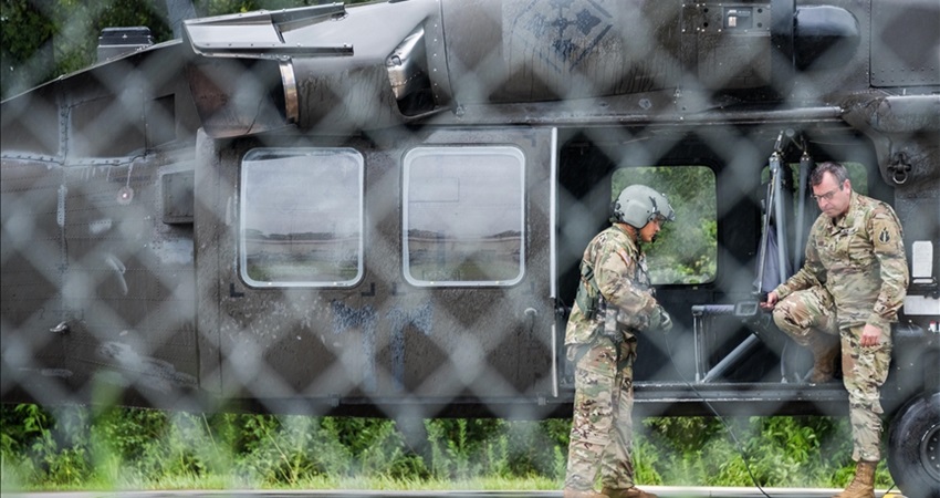 مصرع 3 جنود أمريكيين بسقوط مروحية على الحدود المكسيكية