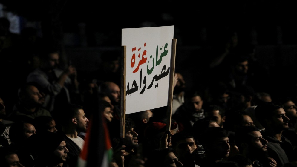 الحكومة: أي أردني لا يمكن أن يكون أردنيا إذا لم يندد بالاحتلال وسنطبق القانون على المسيء لأمن الوطن