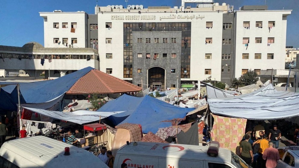 انسحاب الاحتلال الإسرائيلي من مجمع الشفاء بعد هجوم دام أسبوعين