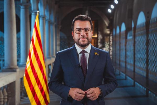 رئيس إقليم كتالونيا يقترح استفتاء جديدا على الانفصال