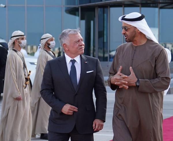 الملك والرئيس الإماراتي يؤكدان على اهميةمضاعفةالمساعدات لغزة ومواصلة التنسيق العربي