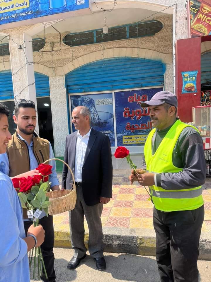 برلمان الطلاب يطلق مبادرة «منا وفينا» ..صور