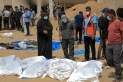 غزة.. العثور على 80 جثمانا في 3 مقابر جماعية بمجمع الشفاء