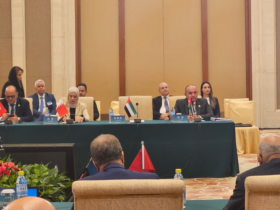 العضايلة يترأس الوفد الأردني في اجتماع كبار المسؤولين لمنتدى التعاون العربي الصيني
