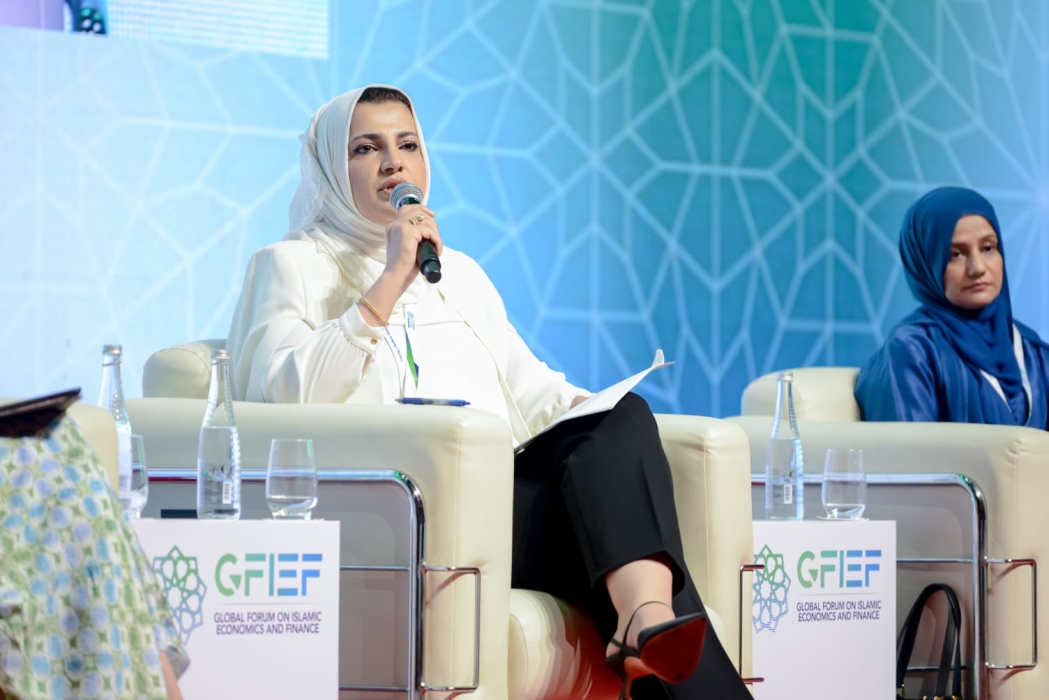 مها صالح المراة العربية والاردنية الوحيدة المتحدثة بالمنتدى العالمي للاقتصاد والتمويل الاسلامي في ماليزيا