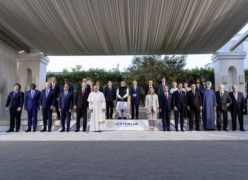 الملك عبد الله الثاني بجتمع مع قادة من مجموعة السبع  بايطاليا ويؤكد على ضرورة وقف فوري ودائم لاطلاق النار في غزة وحماية  المدنيين