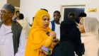 زي مذيعة يفجر أزمة في تلفزيون السودان