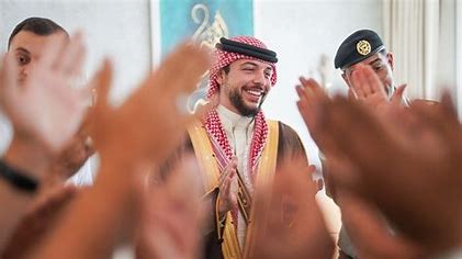 الأردنيون يحتفلون بعيد ميلاد سمو ولي العهد الأمير  الحسين