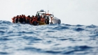 عراقي يغتصب فتاة ويقتلها على متن قارب مهاجرين غرق في البحر
