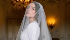 إطلالة ساحرة لملكة جمال الكون في حفل زفافها (صور)