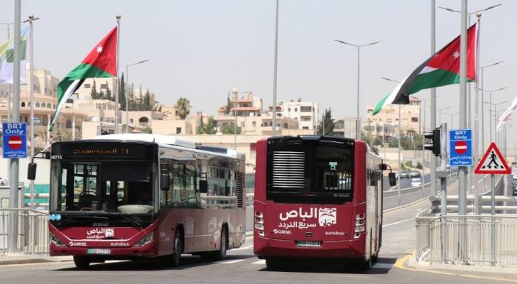 إضافة 20 حافلة جديدة على خط الباص السريع بين عمان والزرقاء