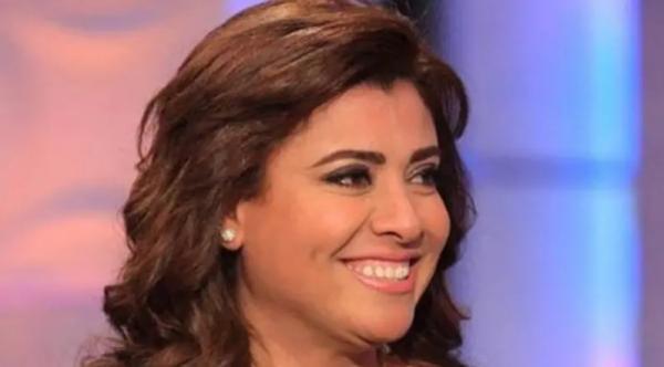 فنانة مصرية تناشد جمهورها المشاركة بجنازة زوجها