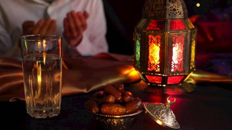 رمضان.. بين الأجواء الروحانية والتحديات الصحية