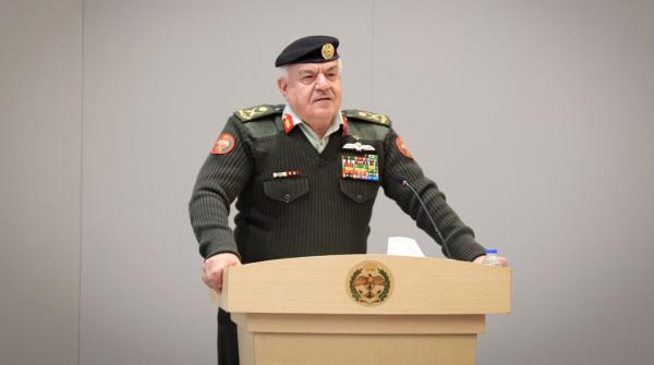 الحنيطي يزور دمشق يلتقي وزير الدفاع السوري