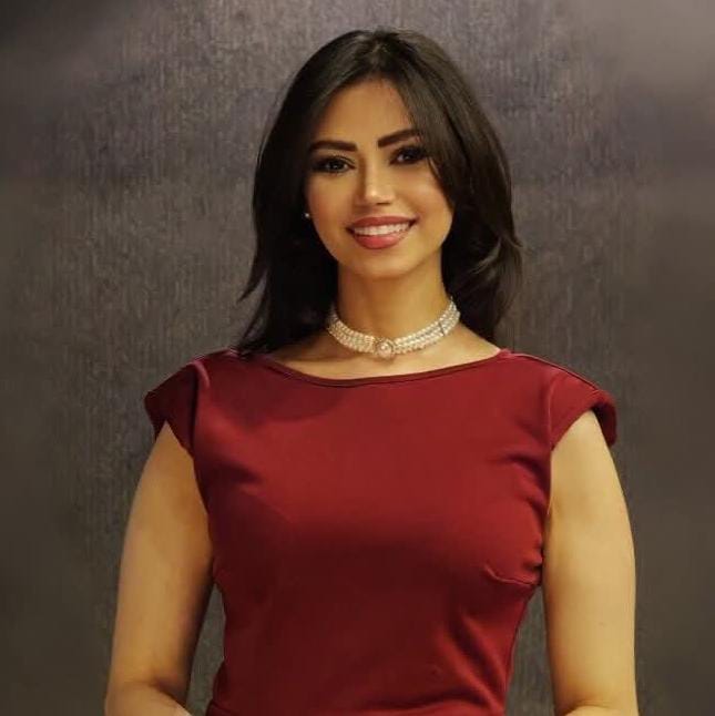الإعلامية رهام مخلوف تتألق بحضور لامع ضمن فعالية جوائز روّاد التواصل الاجتماعي صور