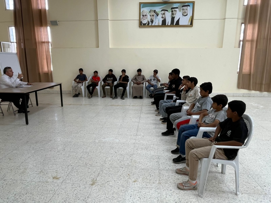 محاضرة توعوية في مركز شباب القطرانة حول المساواة والتسامح والاحترام