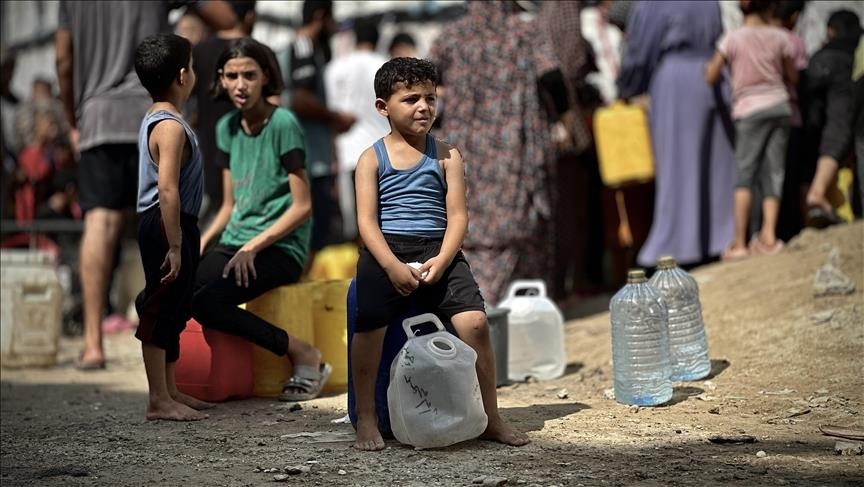 اليونيسف: الحرب دمرت نظام المياه في غزة والناس تصارع من أجل شربة ماء