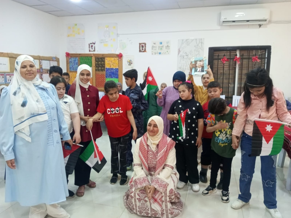 مهرجان لذوي الإعاقة ودورات تدريبية في الخياطة لمراكز شباب إربد