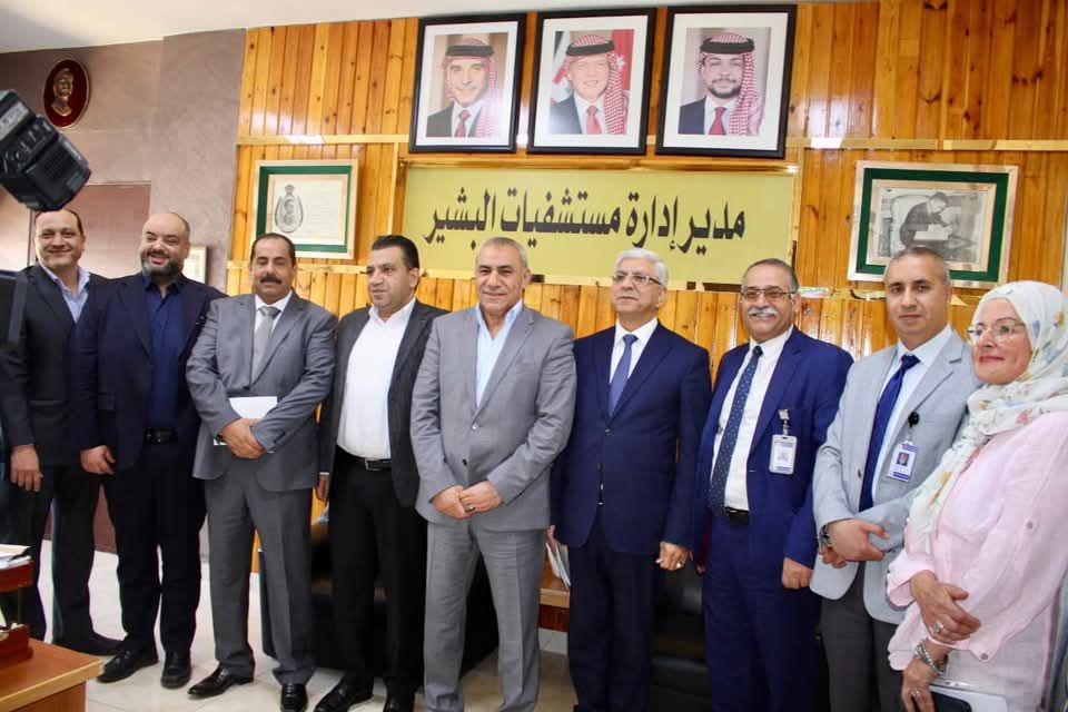 الأحزاب الوسطية تطّلع على واقع مستشفيات البشير وتؤكد دعمها