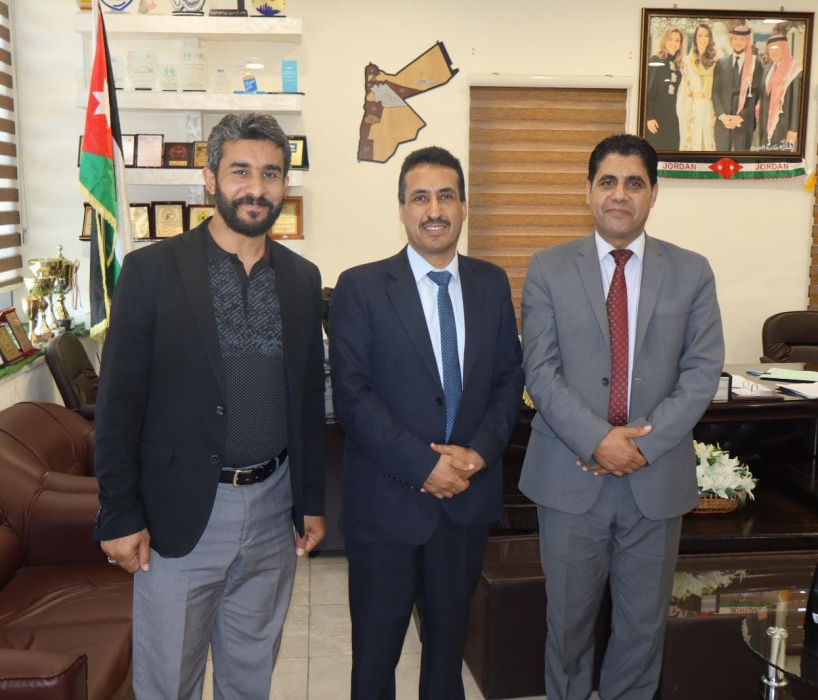 مديرية التربية والتعليم لمنطقة البادية الشمالية الشرقية تستعد للمشاركه في احتفال عيد الاستقلال