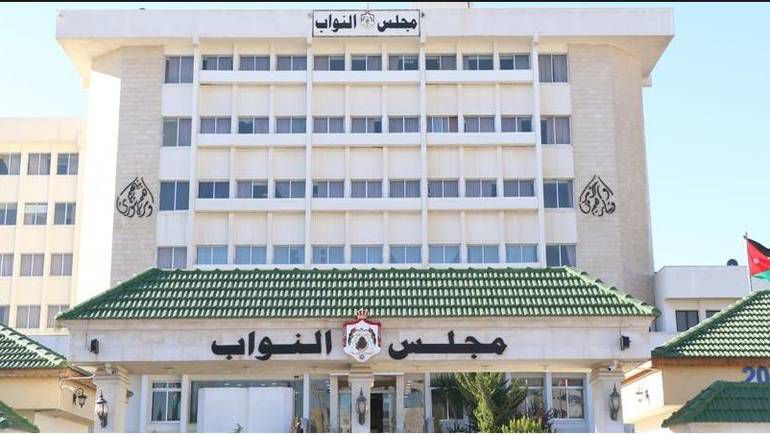 تحرك نيابي لتسهيل العبور إلى سوريا وفتح معبر الرمثا قبيل عيد الأضحى
